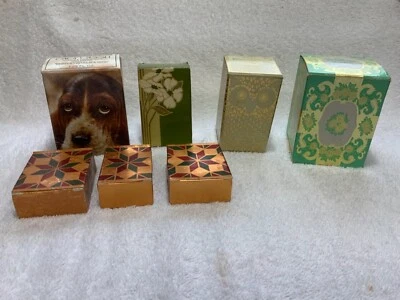 Lote de 7 fragancias Avon de colección en cajas Ariane Baby Basset Dogwood Victoriana etc. Foto 1 de 4
