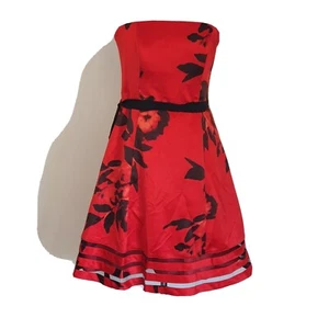 Collection NWT Women's Size 12 Red & Black Fit and Flare Lined Dress AD23 - Picture 1 of 7
