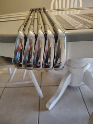 Juego de hierros para mano derecha Callaway Elyte X 7-gw: Senior Flex Graphite Foto 1 de 4