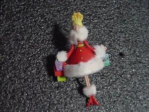 DEPT 56 Glitzer Mädchen "Bliss" Weihnachtsschmuck rot Kleid Kunstfell Einkaufstaschen - Bild 1 von 3