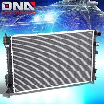 Radiador de refrigeración de núcleo de aluminio estilo OE 2462 para Saturn Vue 2002-2004 2,2 L 3,0 L Foto 1 de 4