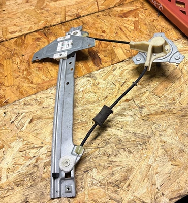 Citroen C3 Vtr  2009-2012 Window Regulator Rear Passenger left Side - Image 1 of 4