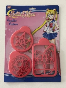 Sailor Moon Cookie Cutters Set Luna P Ball Inner/Outer Transformation Broaches - Picture 1 of 2