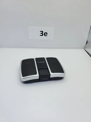 Logic3 iStation Traveller IP102 Portable Amplified iPod AudioDock Stereo Speaker - Image 1 of 4