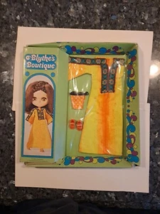 1972 ORIGINAL VINTAGE BLYTHE'S BOUTIQUE GOLDEN GODDESS KAFTAN OUTFIT-BRAND NEW - Picture 1 of 11