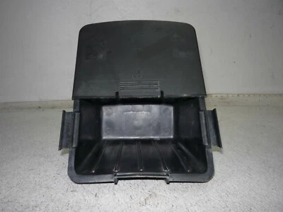 HONDA 82 83 VF750S V45 SABRE 存储盒 原始设备制造商 77240-MB0-000 — 第 1/4 张图片