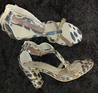 Sandaletten Sandalen Gr. 39 von B.C. - Bild 1 von 3