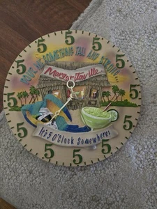 OROLOGIO MARGARATVILLE SONO LE 5 DA QUALCHE PARTE - Foto 1 di 1