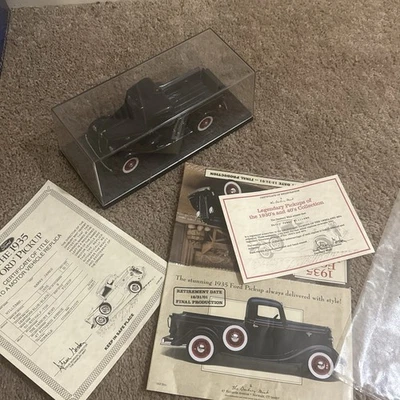  ** Camioneta Ford 1935 Danbury 1935 1/24 sin precio base  Foto 1 de 4