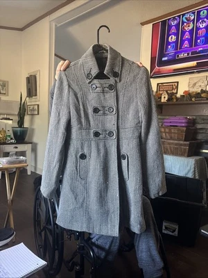 Macaco. Jaqueta de inverno feminina média peito duplo cinza - Imagem 1 de 3