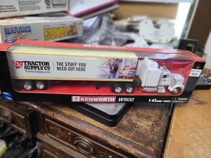New-Ray Kenworth W900 Tractor Supply Tractor Trailer 1/43 SS-15333 NIB - Picture 1 of 4