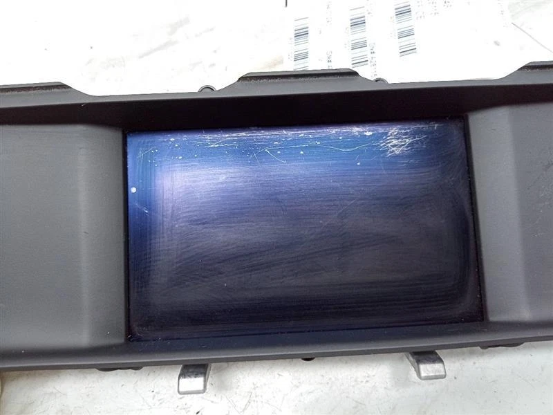 Used Infotainment Display fits: 2012 Bmw 528I display screen front dash 7`` scre - Imagem 1 de 4