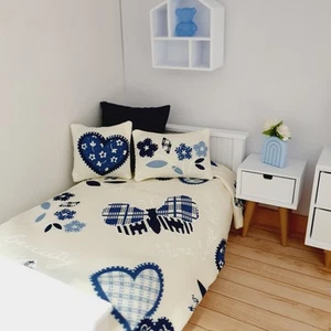Venta Casa Muñecas Corazón Azul Juego de Cama Junior 3 Piezas, Miniatura Escala 12 - Imagen 1 de 10