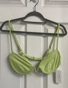 NWT L*Space XL Nico Green Underwire Bikini Swim Top - Top Only - Picture 1 of 8
