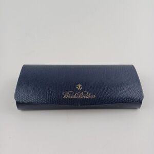 Brooks Brothers Eyeglass Sunglasses Case Hard Shell Blue Magnetic Travel Carrier