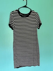 RUE 21 Womens Size L BodyCon Striped Dress Black White - Picture 1 of 3