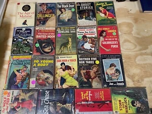 Vintage lot of 19 Paperbacks - Bild 1 von 11