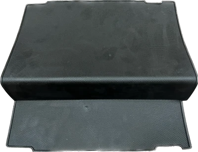 07-13 Tahoe/Silverado/Suburban-Mat Front Floor Console Compartment Foto 1 de 4