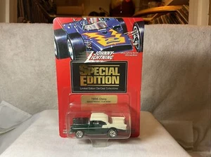Johnny Lightning Special Edition 1956 Chevy 1 von 5000 grün/weiß - Bild 1 von 3