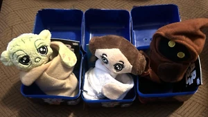 Juego de 3 Cutie Cuffs Star Wars Yoda, Princesa Leia, Jawa - Nuevo - Imagen 1 de 4