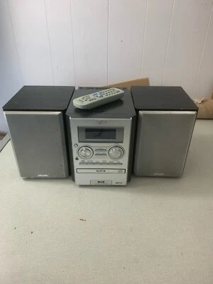 Sanyo DC-DAB03 CD MP3 and DAB Radio & Remote Control - Image 1 of 4