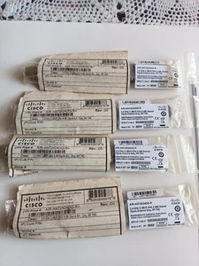 4 NEW GRAY Antenna AIR-ANT2524DG-R DUAL BAND 2.4GHz 5GHz 3.5 dBi Cisco Aironet - Afbeelding 1 van 3