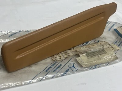 Cubierta de ajuste de asiento de pasajero Mercedes Benz W126 SEC 1269190820 Foto 1 de 3