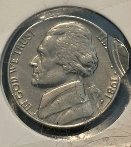 1981-p Double Struck Jefferson Nickel - Mint Error - Picture 1 of 2