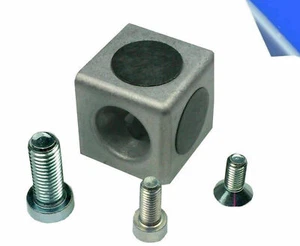 Würfelverbinder 30 - 3D für 30er Aluprofile Nut 8 inkl. Verschraubung - Bild 1 von 3
