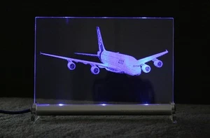 Airbus A380 als Gravur auf LED Leuchtschild Flugzeug fliegen A 380 - Picture 1 of 1