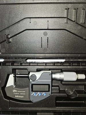 Mitutoyo 293-240-30 Digimatic Micrometer IP65 0-25mm 0.001mm Resolution MDC-25PX - Image 1 of 2