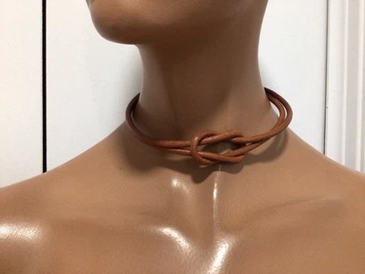 COLLAR GARGANTILLA HERMES Firmado CUERO/METAL Foto 1 de 4