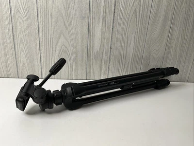 Promaster 7100 #2503 Tripod w/Pan Head - LIGHT WEAR - Image 1 of 4