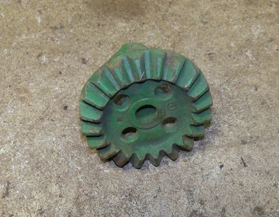 Engranaje de eje cónico John Deere vintage B15488B, B15488 B Foto 1 de 4
