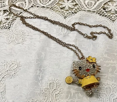 Collar de vestir Lollipop Kitty esmalte amarillo brillante Foto 1 de 4