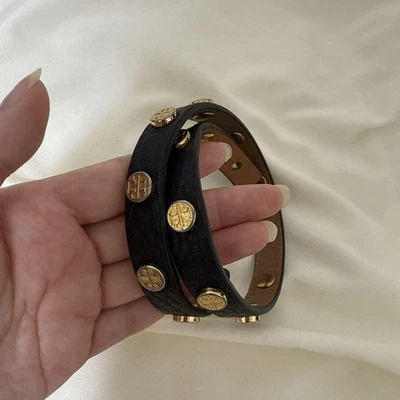 Pulsera Tory Burch Mujer Cuero Negro Brazalete Oro Tachuelas Doble Envoltura Limitada Foto 1 de 2