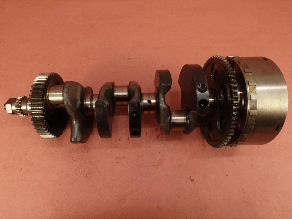 Коленчатый вал двигателя 2006-2008 Triumph Daytona 675 - Изображение 1 из 4