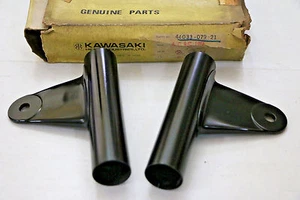Genuine Kawasaki KV100 B2 Front Fork Cover L/R Nos - Picture 1 of 7