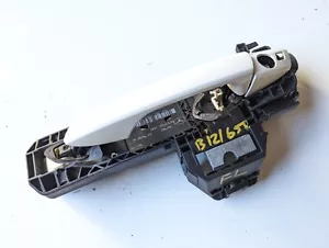 10-16 Door Handle Mercedes W212 E350 Bracket Front Left White A2127600834 OEM - Picture 1 of 3