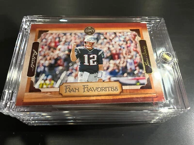 Tom Brady FAN FAVORITES SPECIAL INSERT NEW PANINI LEGACY NEW ENGLAND CARD MINT - Image 1 of 2