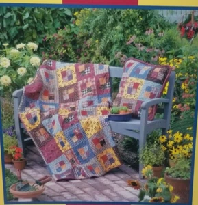 Wanna See My Quilts? Quilt Pattern by Red Wagon & Gerry Kimmel-Carr - Picture 1 of 3