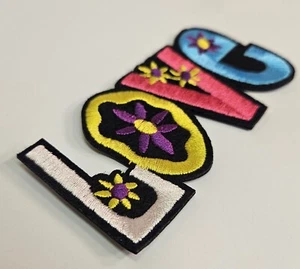 Hippie LOVE Embroidered Iron On Sew On Patch For Clothing, Bags And Accessories - Picture 1 of 10