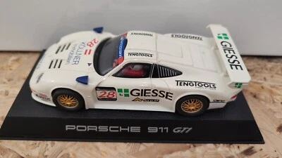 Slot Car Scalextric Porsche 911 GT1 scala 1/32 - Immagine 1 di 4