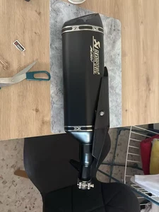 MARMITTA TERMINALE DI SCARICO CON LOGO AKRA CARBONIO HONDA X-ADV 750 2017-2025 - Imagen 1 de 7