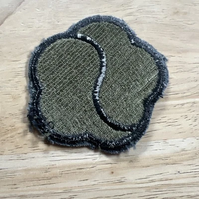 Parche de la 19ª Brigada de Apoyo del Ejército de los Estados Unidos - Comando Expedicionario de Sostenimiento ESC  Foto 1 de 4