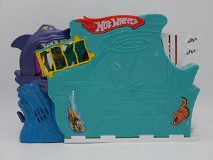 Hot Wheels Shark Bite Bay Spielset - Bild 1 von 9