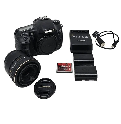 Canon EOS 7D 18MP DSLR Digital Camera + Tokina 28mm Macro Lens + Pelican Case - Image 1 of 4