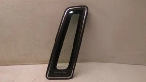 Vidrio del cuarto derecho de pasajero para coche urbano Lincoln 91-93 - Imagen 1 de 4