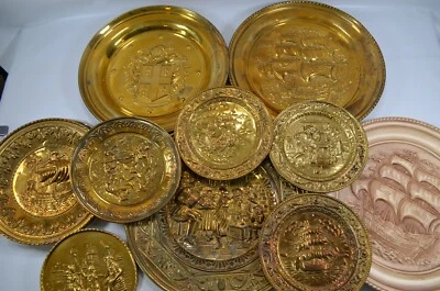 Lote de 13 placas de latón en relieve vintage Inglaterra decoración colgante de pared Foto 1 de 4