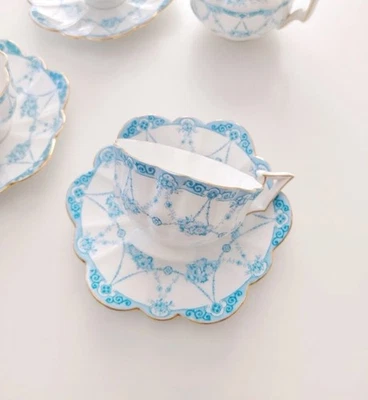 Foley Court Tea Set – 5 Cups, 3 Saucers, 5 Cake Plates, 13 pcs. Wieman Shelley - Image 1 of 4